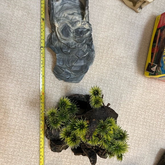 Reptile and aquarium items - Picture 4 of 10